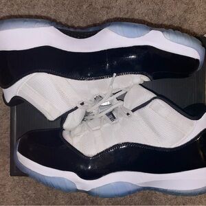 Air Jordan Retro 11 Low Concord Size 10.5